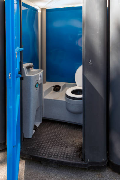 Best Portable restroom trailer rental  in Lake St Louis, MO